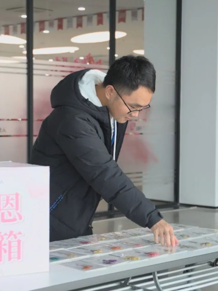 “谢”要勇敢说出来——万事娱乐感恩节特别活动