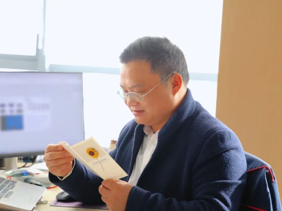 “谢”要勇敢说出来——万事娱乐感恩节特别活动